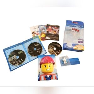 The LEGO MOVIE Everything Is Awesome Edition Blu-ray/DVD/3D Vitruvius Minifigure